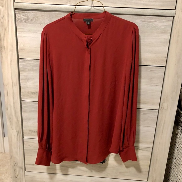Ann Taylor Tops - Ann Taylor Button Up Blouse